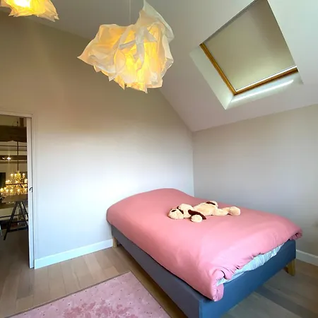 Capsule La Grange Arcade De Jeux Billard 4 300m2