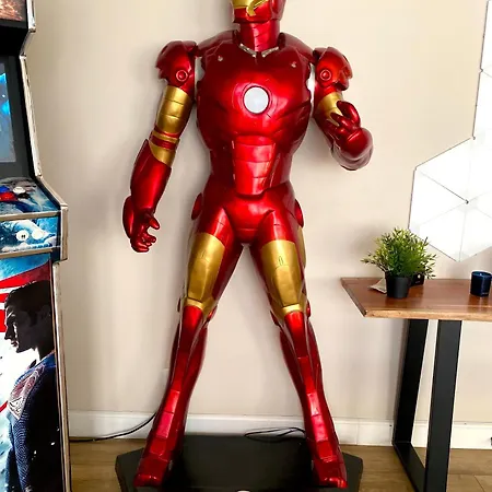 Capsule La Grange Arcade De Jeux Billard 4 300m2 Vicq (Nord)