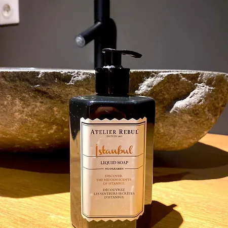 Capsule La Grange Arcade De Jeux Billard 4 300m2 Villa Vicq (Nord)