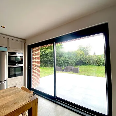 Capsule La Grange Arcade De Jeux Billard 4 300m2 Vicq (Nord)